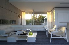 別墅裝修設計白色現(xiàn)代